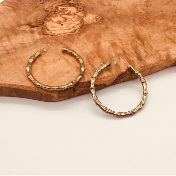 Loop earrings - Picture 2 of 6